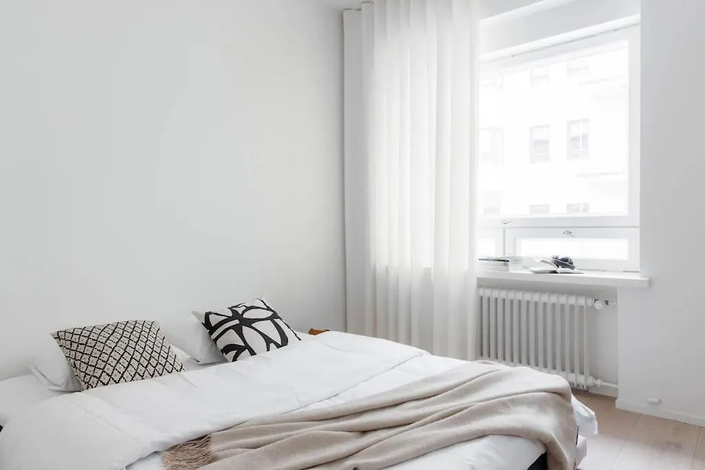 Spacious 2Br Apartment On Bulevardi 헬싱키 0*,