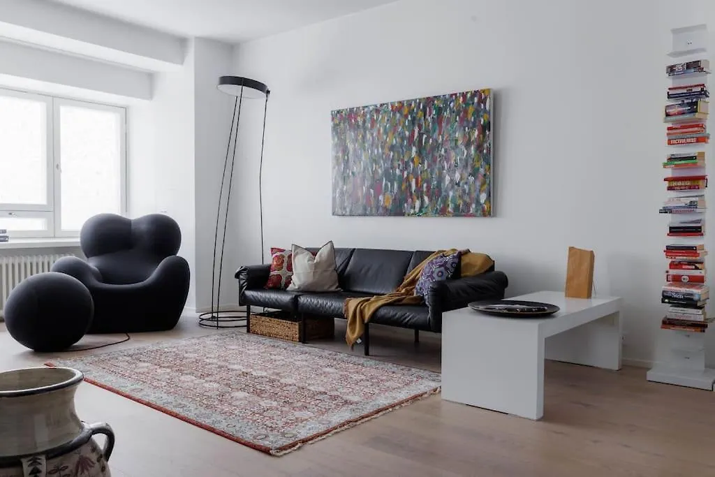 הלסינקי Spacious 2Br Apartment On Bulevardi
