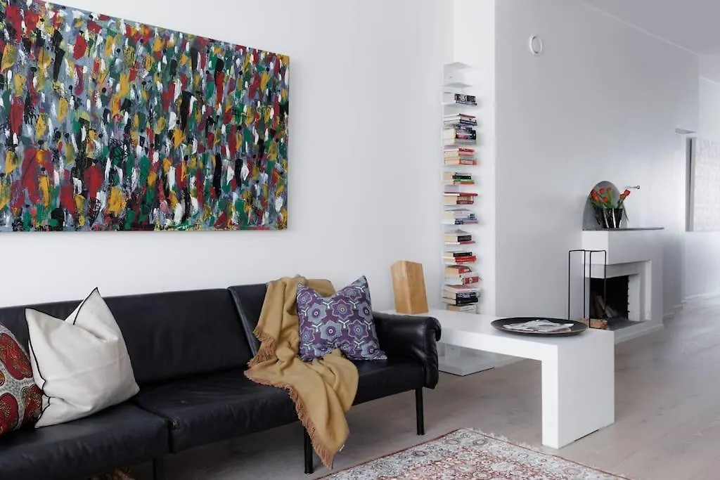 הלסינקי Spacious 2Br Apartment On Bulevardi